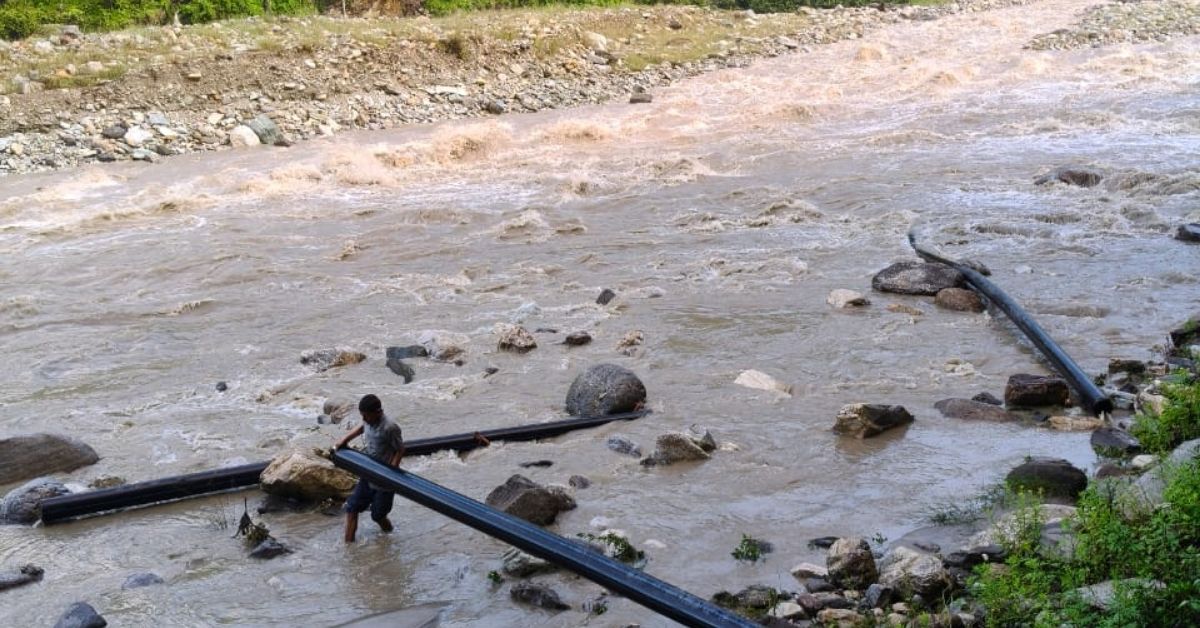 अविरल वर्षापछि बाढी–पहिरोको बितण्डा, १६ घरधुरी प्रभावित