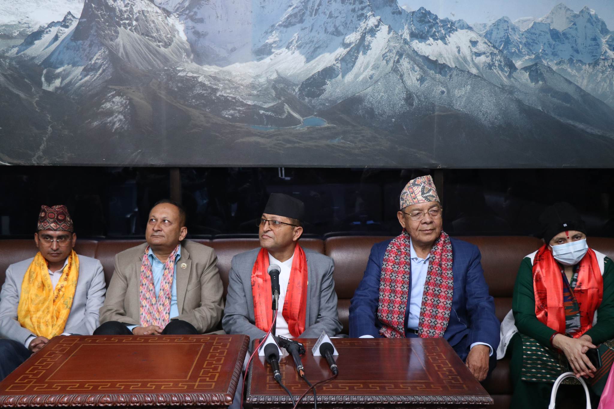 राष्ट्रियसभा अध्यक्षसहितको ८ सदस्यीय प्रतिनिधि मण्डल रुस प्रस्थान