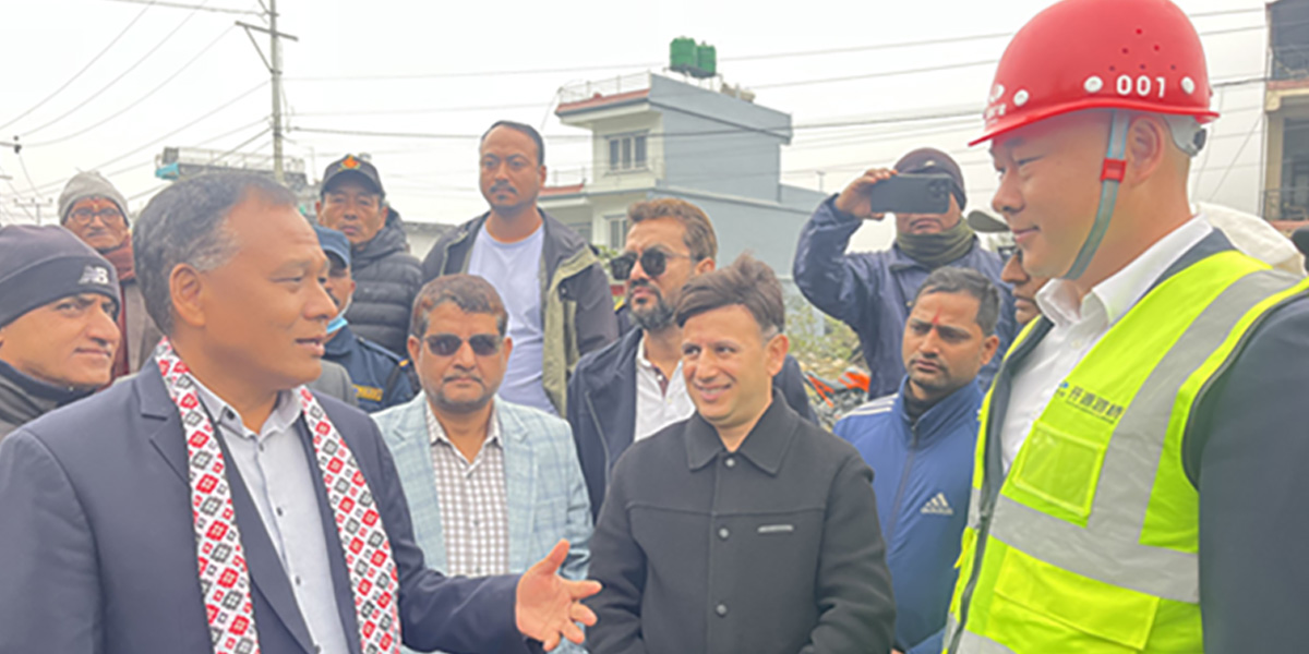 मुग्लिन-पोखरा सडक तोकिएकै समयमा सक्न मन्त्री घिसिङको निर्देशन