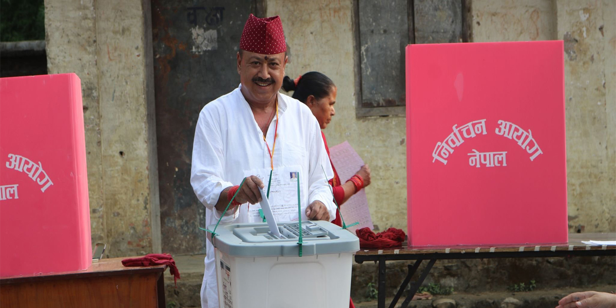 धनगढीको मतगणना अपडेट : गोपाल हमाल २ हजार बढी मतले अगाडी