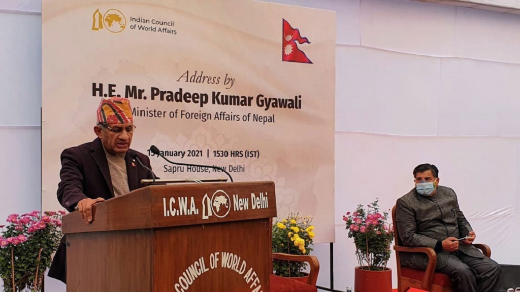 परराष्ट्रमन्त्री ज्ञवाली र भारतीय रक्षामन्त्री सिंहबीच भेटवार्ता, मोदीले दिएनन् समय