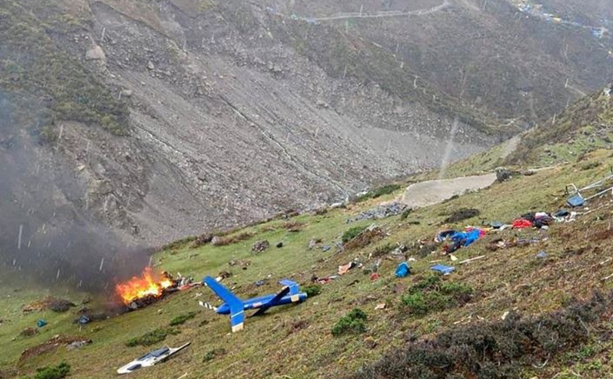 भारतको उत्तराखण्ड गौरीकुण्डमा हेलिकप्टर दुर्घटना हुँदा ७ जनाको मृत्यु