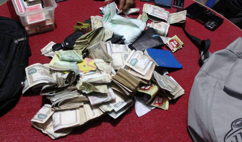 दुई लाख ६८ हजार नगदसहित जुवाखालबाट १५ पक्राउ