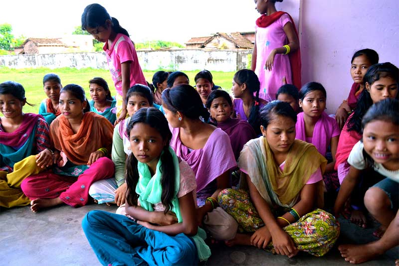 अझै पाएनन् मुक्त कमलरीले परिचयपत्र