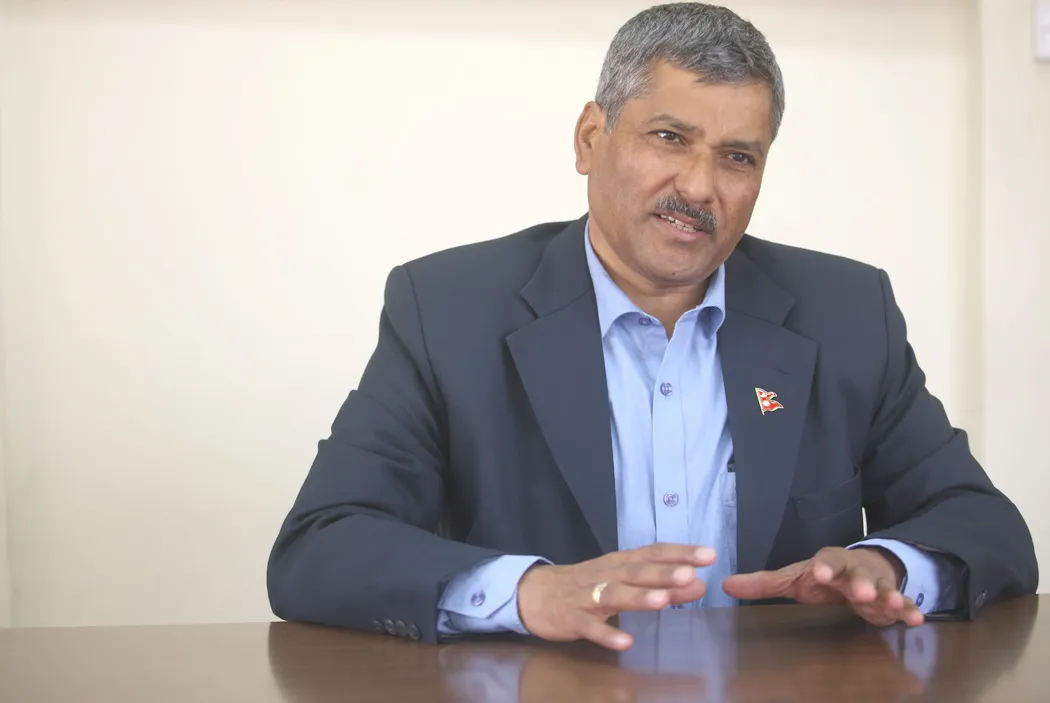 गभर्नर अधिकारीको मुद्दा हेर्दाहेर्दैमा, अर्को पेसी बिहीबार