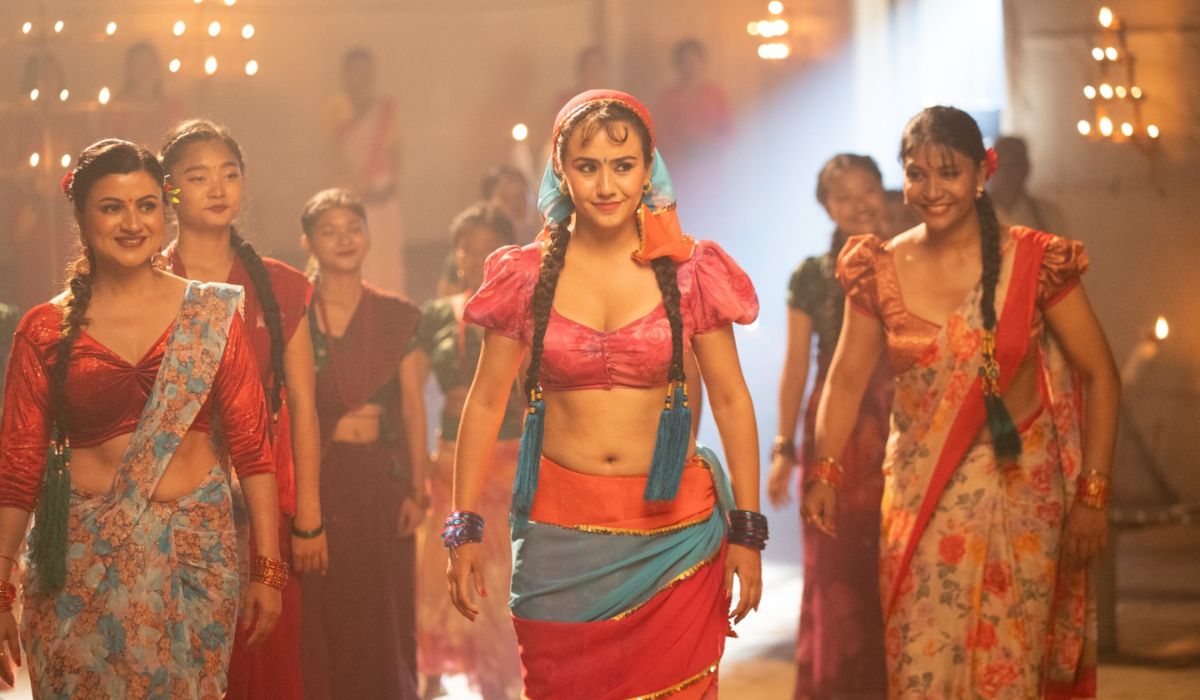 ‘लालीबजार’ को नयाँ गीत सार्वजनिक, केन्द्रमा स्वस्तिमा