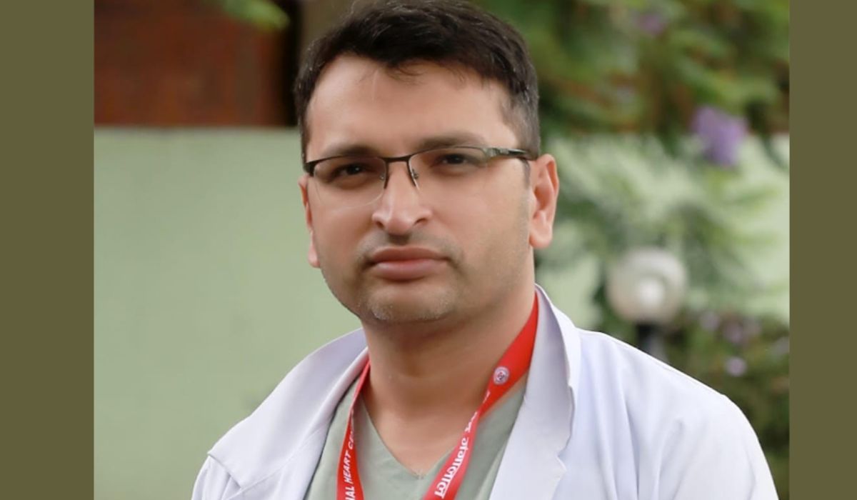 अस्वस्थ खानपान र धूम्रपानले बढाउँदैछ मुटु रोगको जोखिम