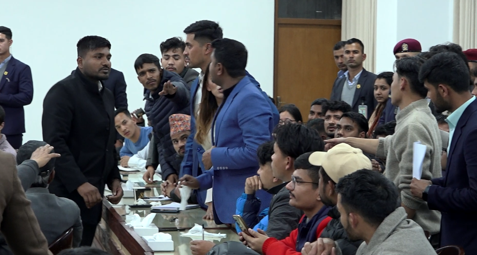 सम्झौतामा हस्ताक्षरपछि जेनजीहरूकले किन गरे प्रधानमन्त्री कार्यालयमै विवाद