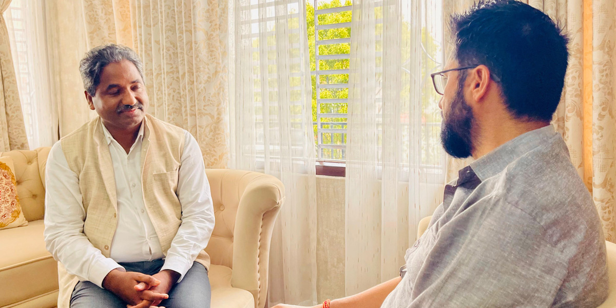 लामिछाने र साहबीच भेटवार्ता, के भयो कुराकानी  ?