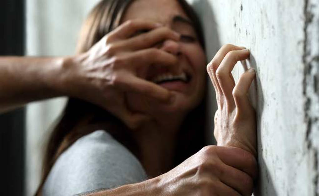 ३ शिक्षक मिलेर १७ वर्षीया छात्रामाथि बलात्कार