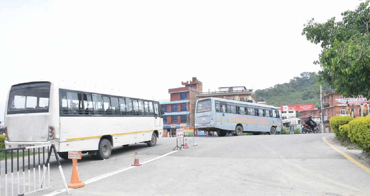 काठमाडौँमा सशस्त्र र प्रहरीको निःशुल्क बस सेवा जारी