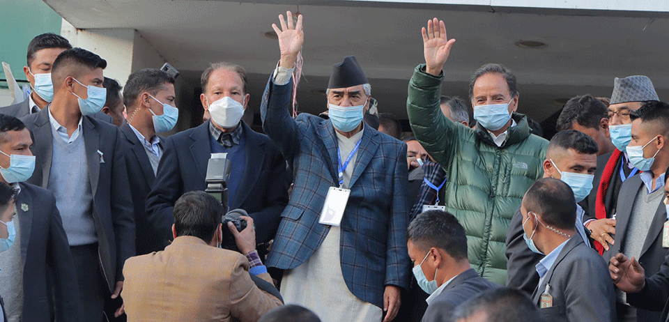 कांग्रेस सभापतिमा प्रधानमन्त्री देउवाको उम्मेदवारी दर्ता