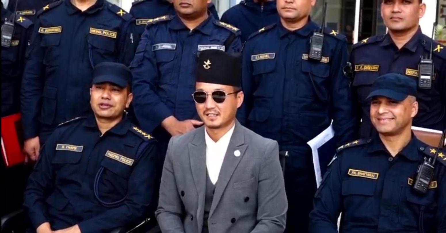 ३६ वर्षसम्म हत्कडी सुरक्षाकर्मीलाई लगाइएको रहेछ : गृहमन्त्री 