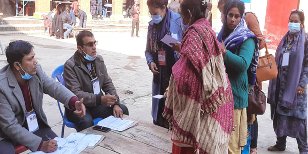 कांग्रेस प्रदेश २ को नेतृत्व चयनका लागि मतदान सुरु