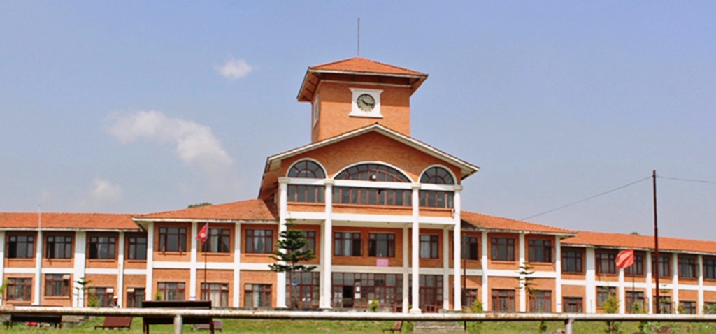 त्रिविमा आन्तरिक प्रतियोगिताको विरोध